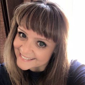 Meet your Posher, Monica